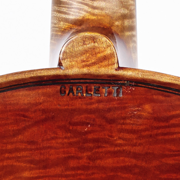 Carletti viola brand