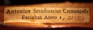 1721 label Lady Blunt’ Stradivari 